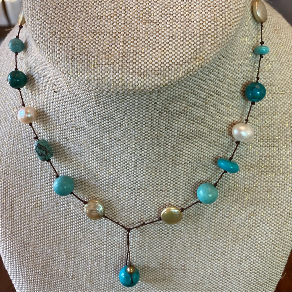 Necklace turquoise blue beads pearl